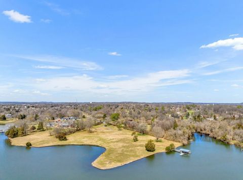 142 Riviera Drive Hendersonville TN 37075