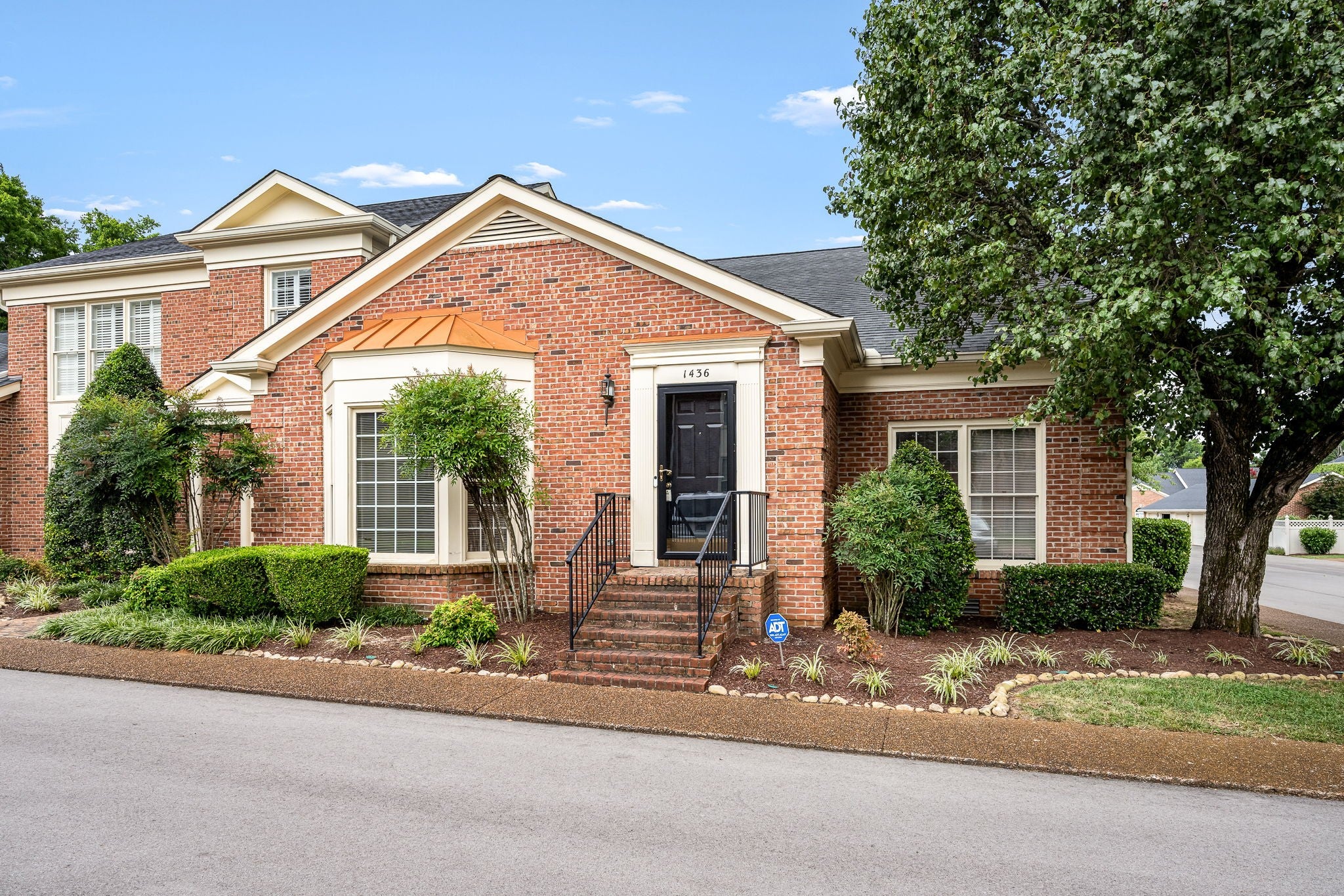 1436 Cheshire Pl
