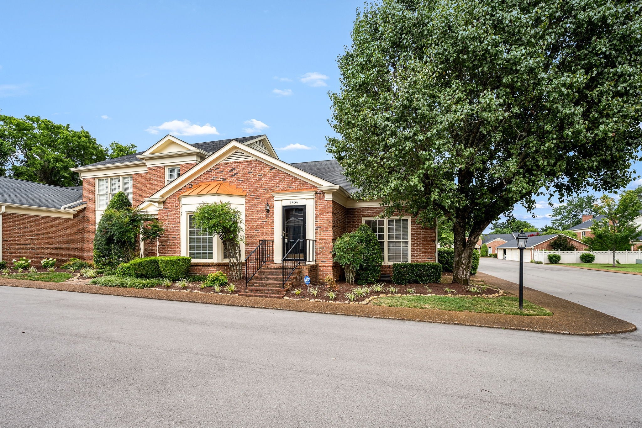 1436 Cheshire Pl