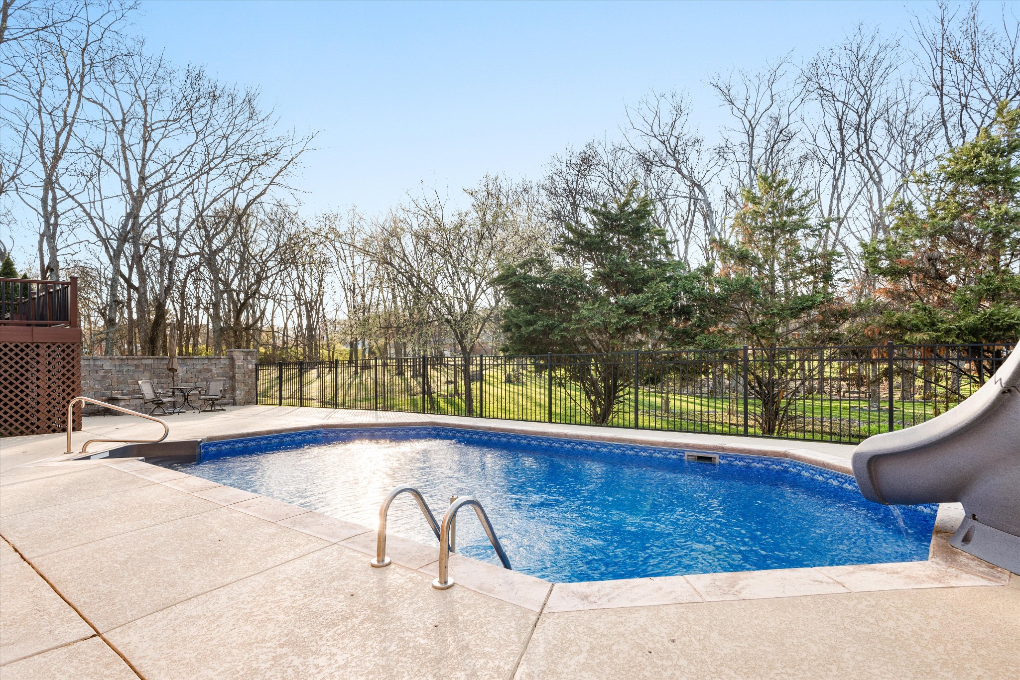 1525 Gordon Petty Dr