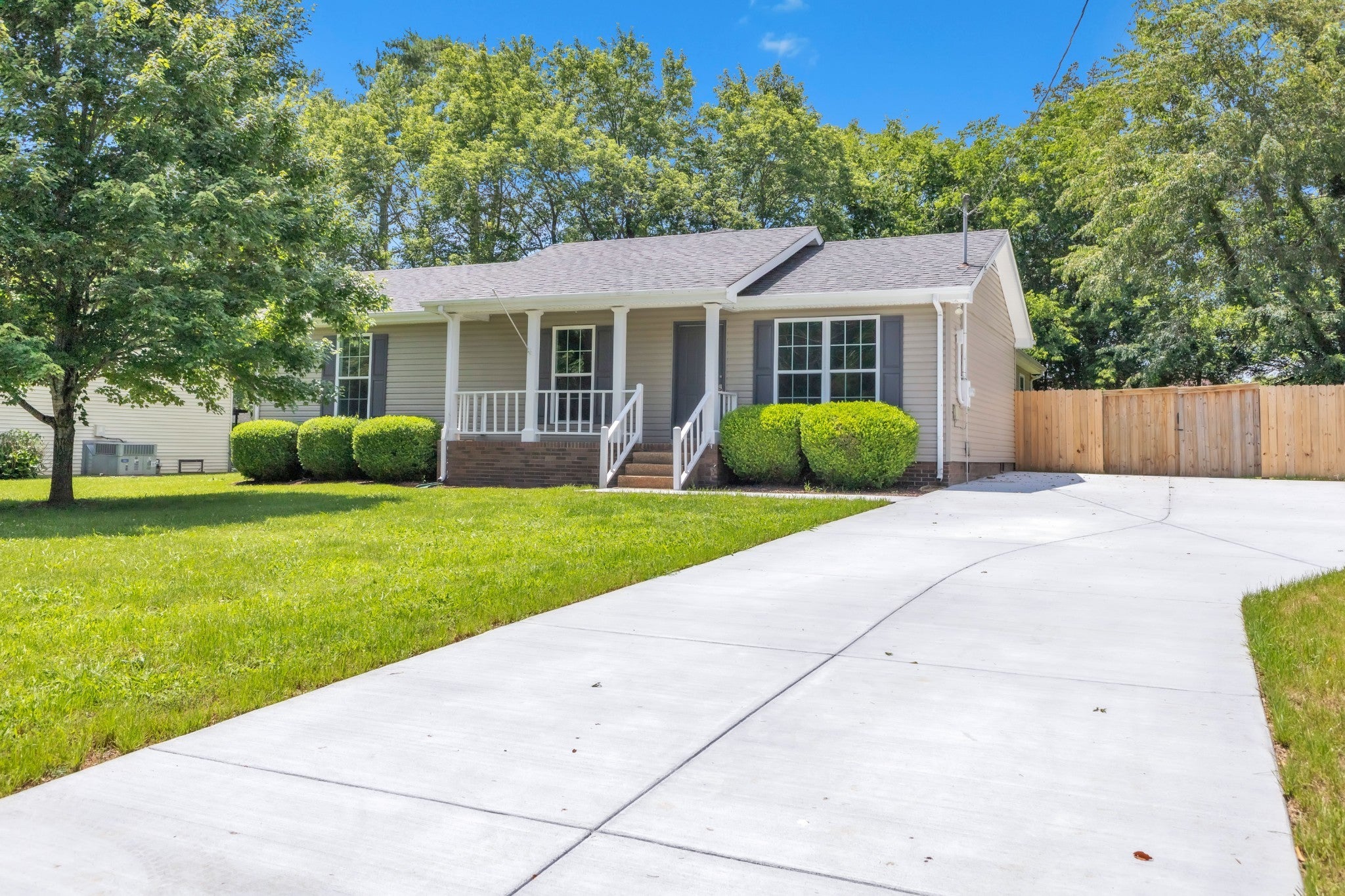 340 Blade St