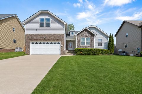1133 Ishee Dr Clarksville TN 37042