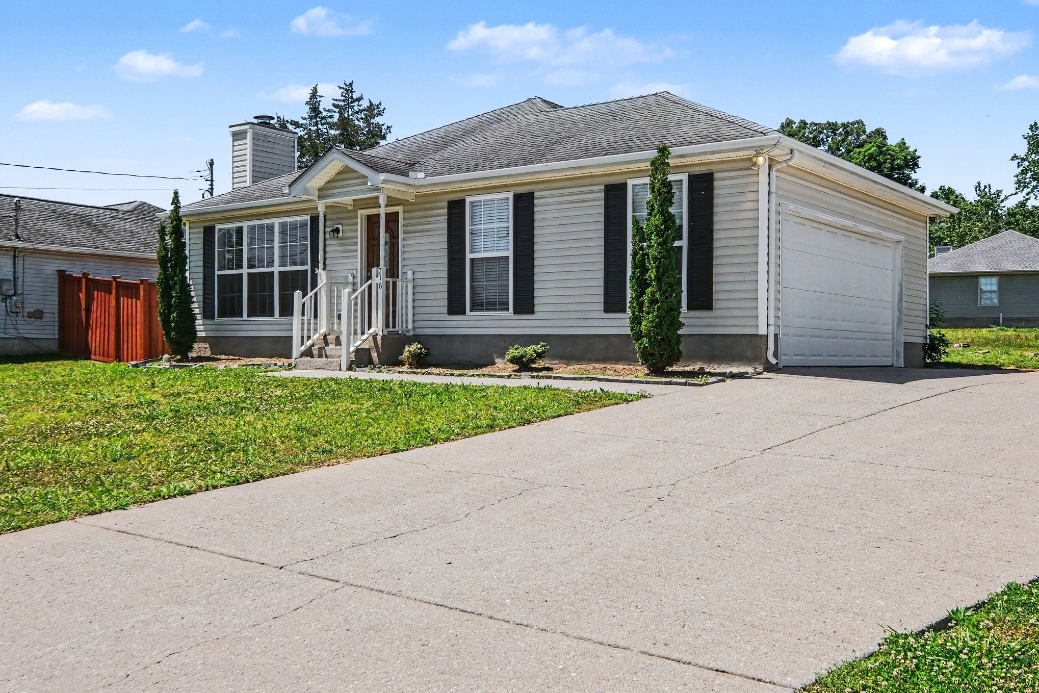 716 Judge Mason Way