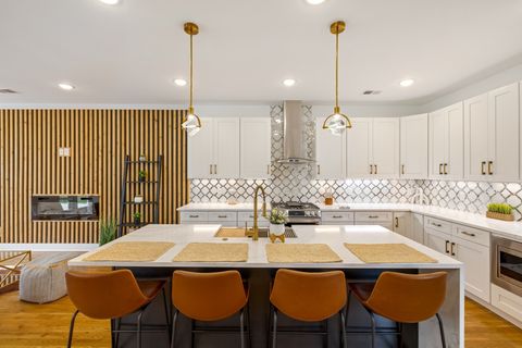 1618 11th Ave N Nashville TN 37208