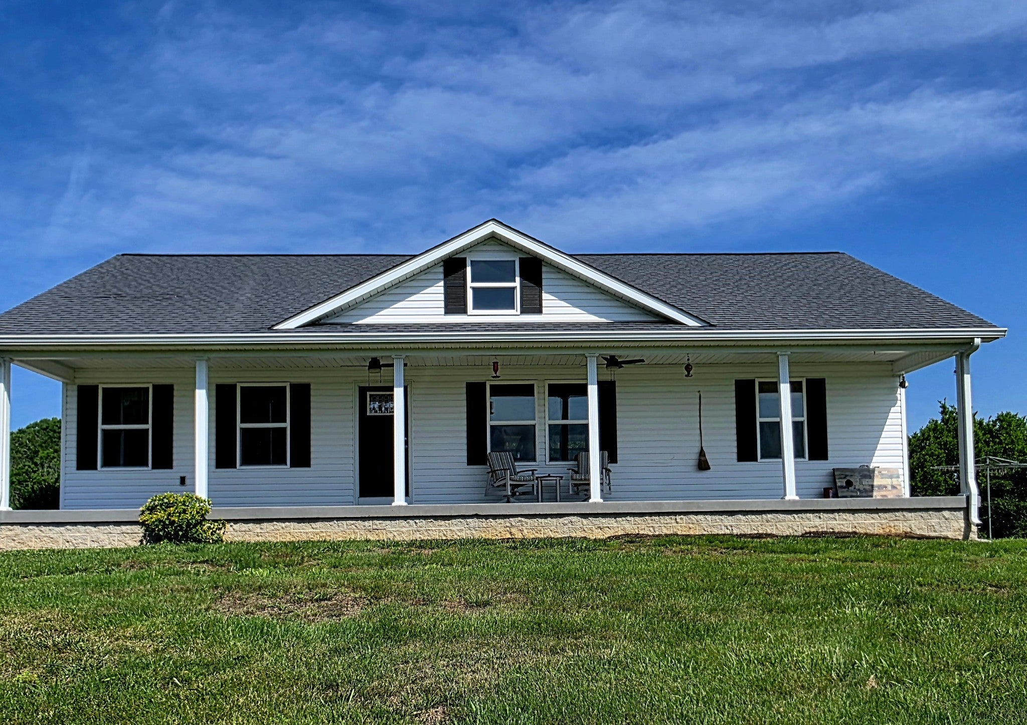 4 Lewis James Ln