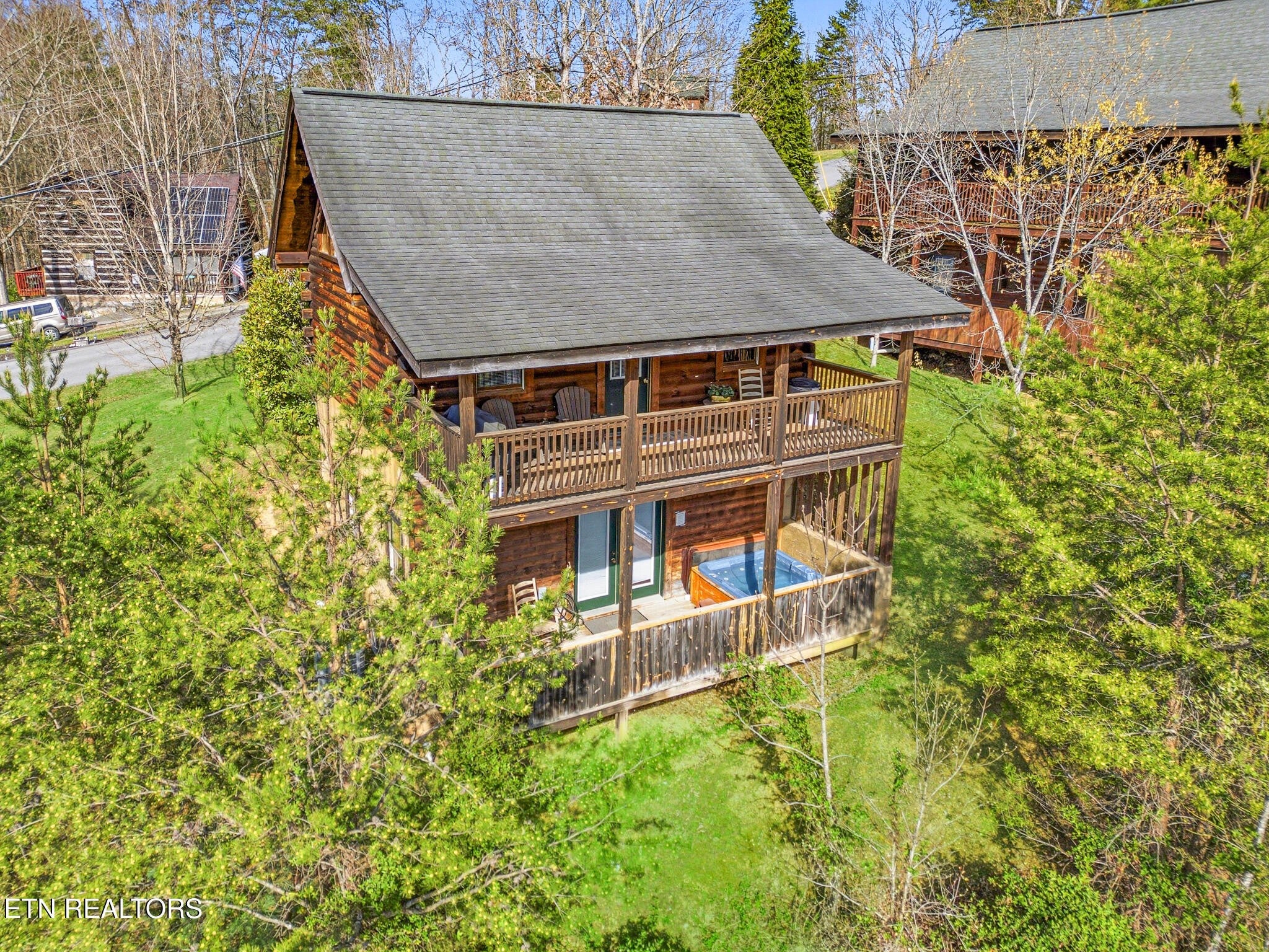 570 Country Oaks Drive