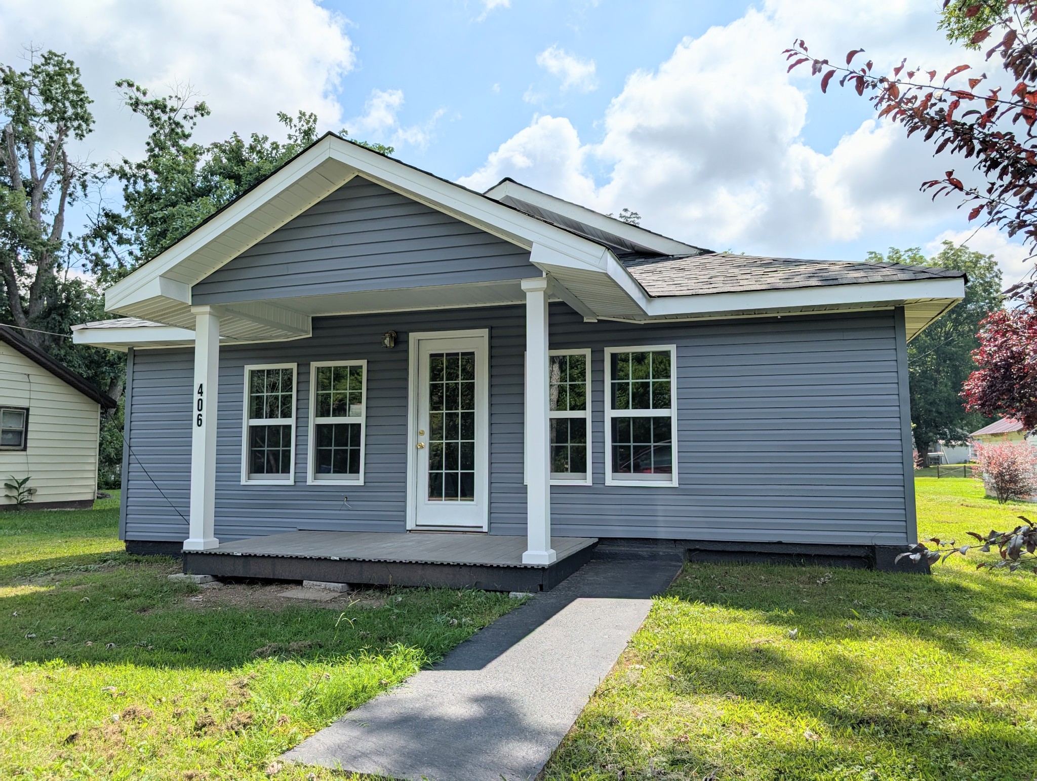406 Horton St