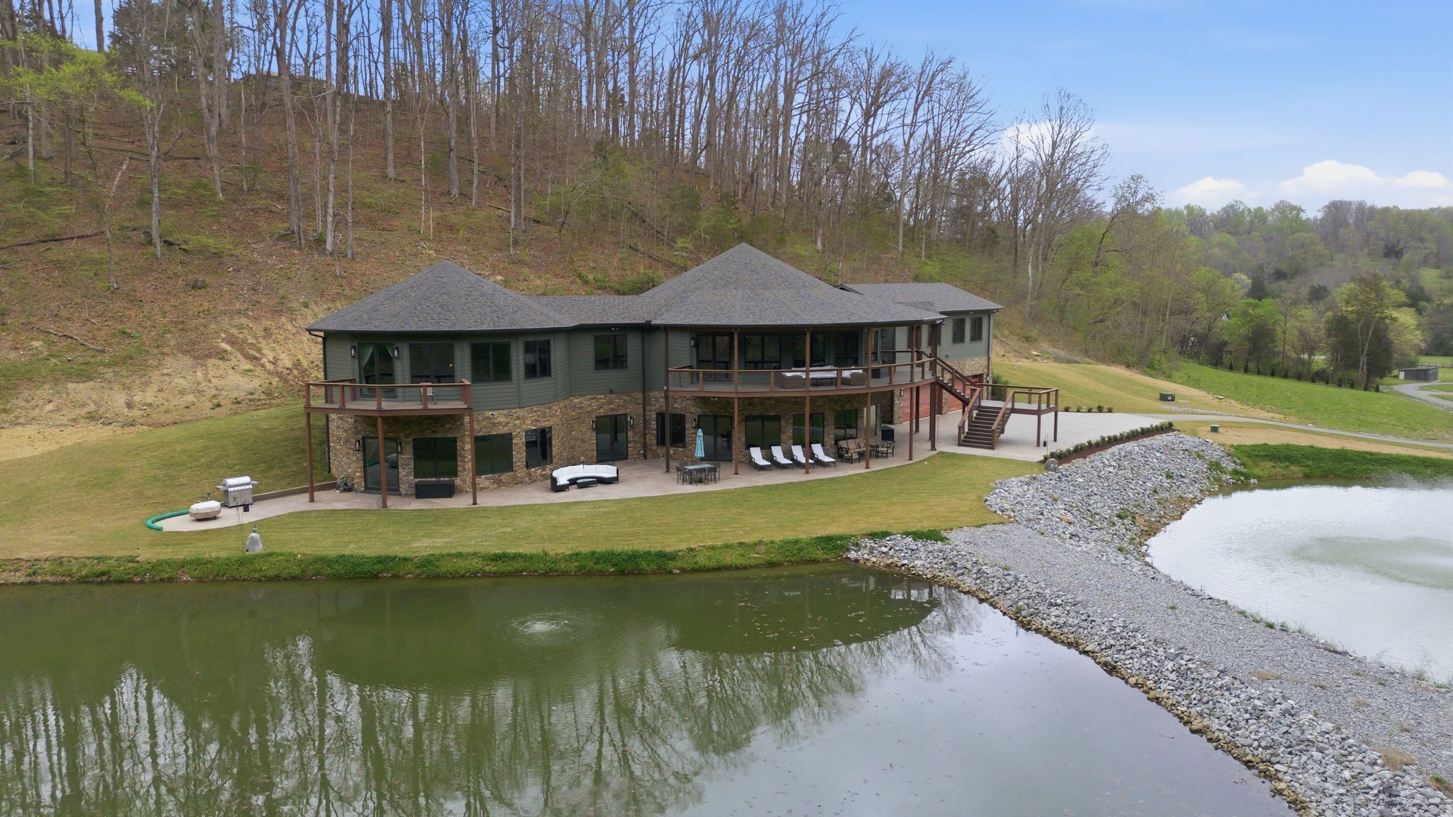 1751 Cayce Springs Rd