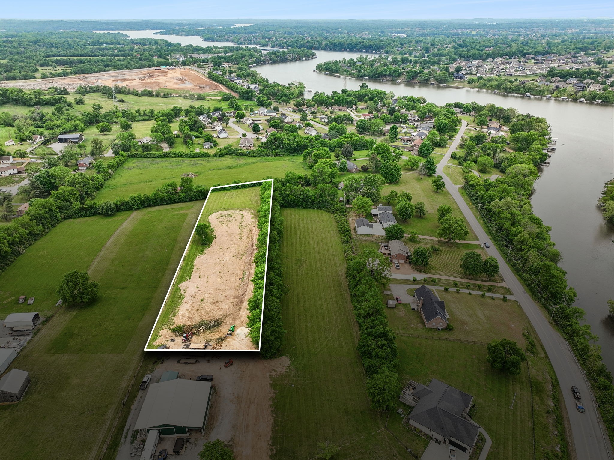 Photo 1 of 10 — 515A Nichols Ln, Gallatin, TN 37066
