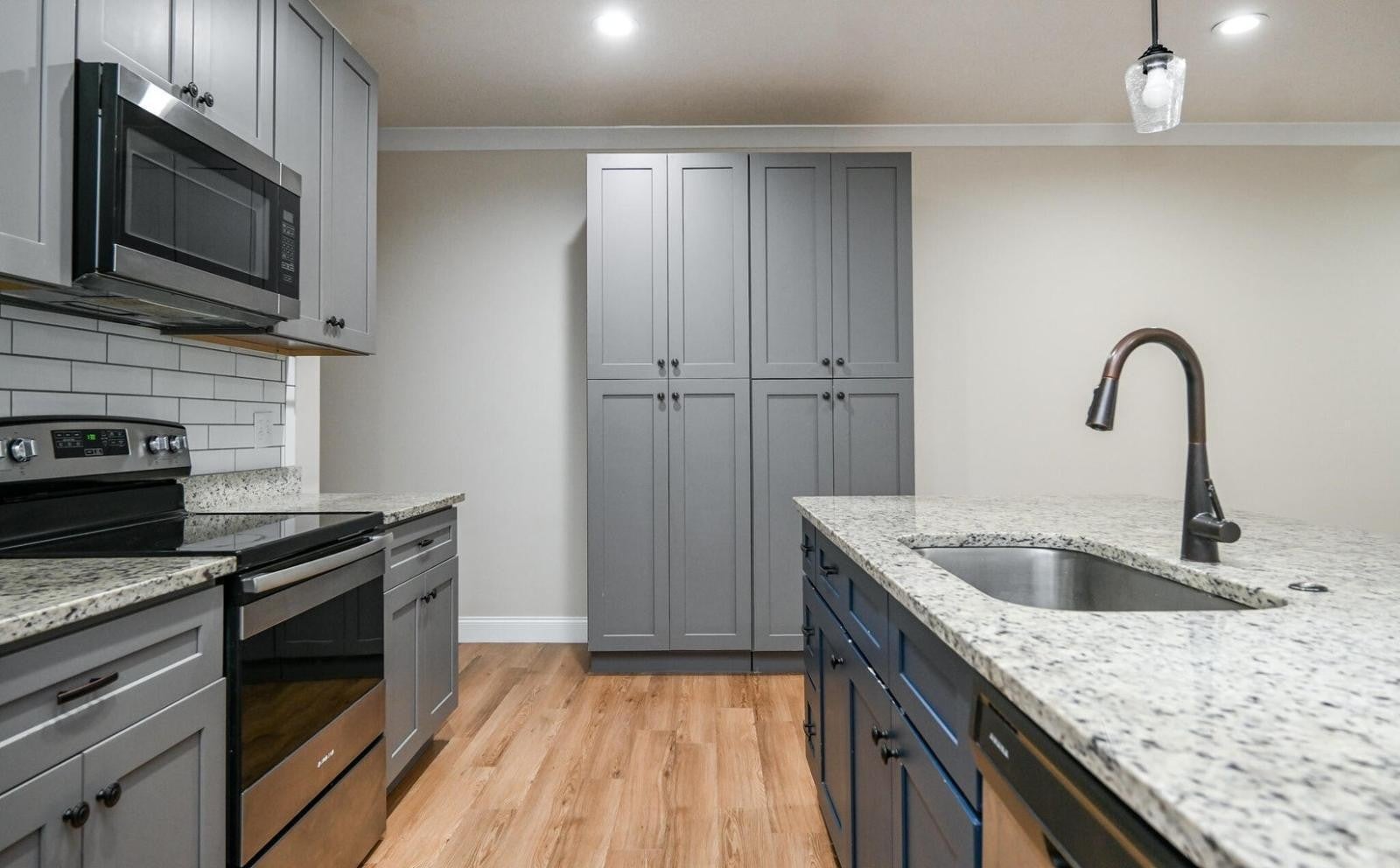 1743 Arbor Hills Drive SE