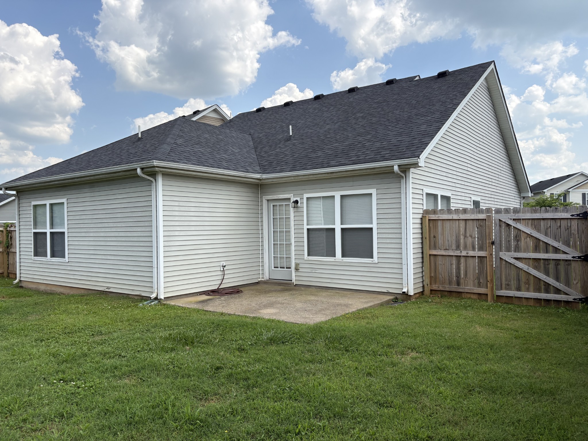 1418 Beaconcrest Cir
