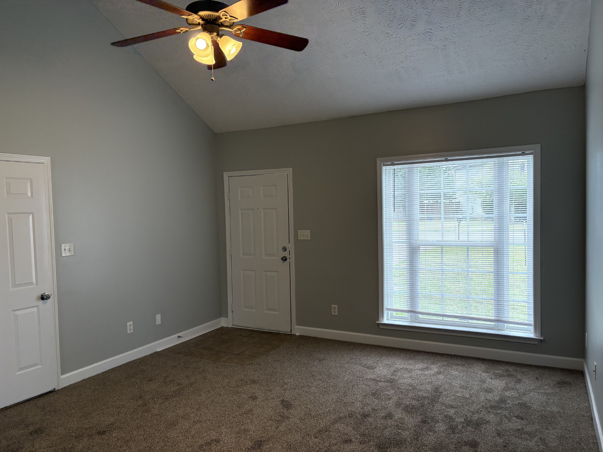 1418 Beaconcrest Cir