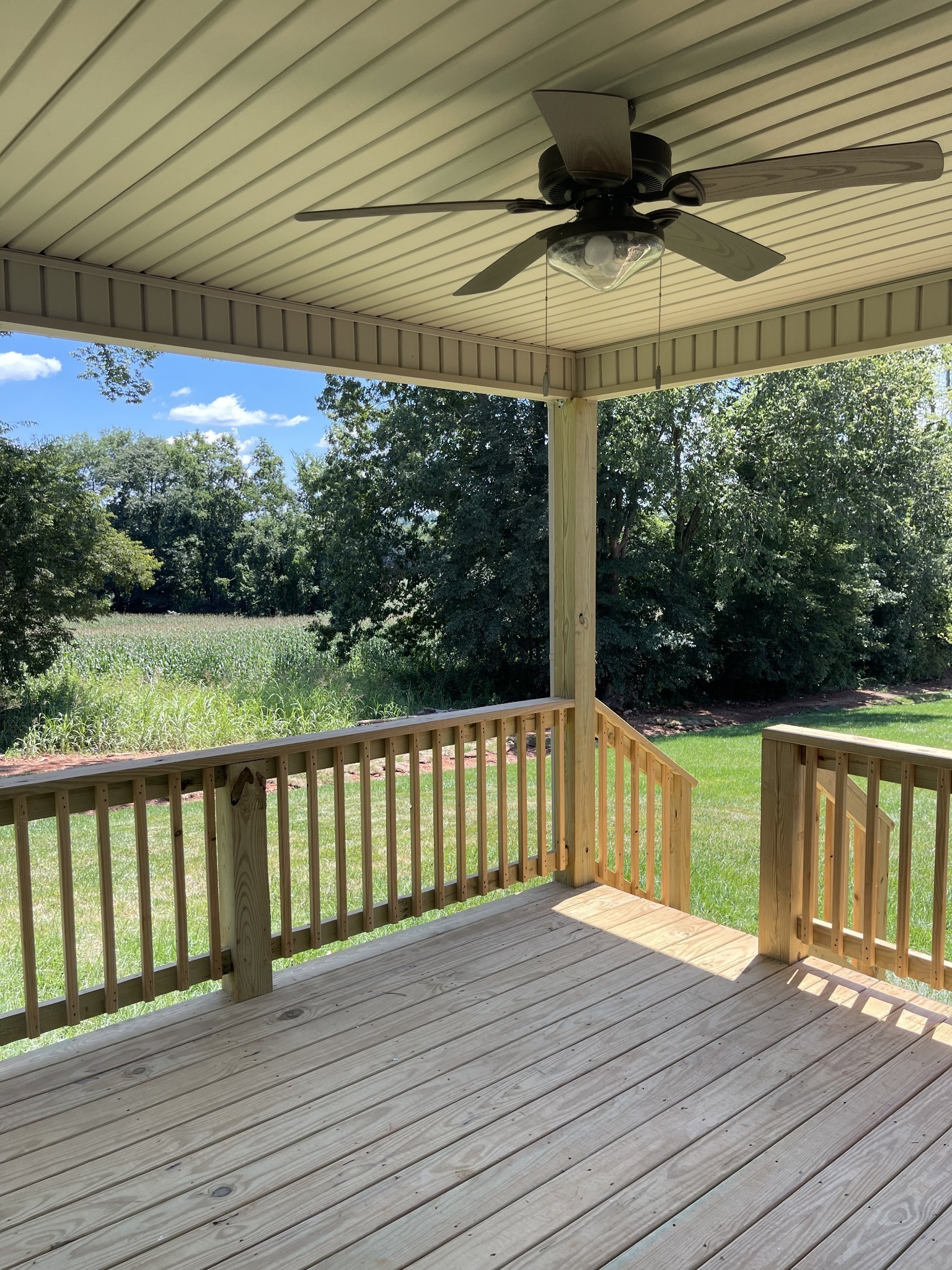 Clarksville, Tennessee 37040, United States, 3 Bedrooms Bedrooms, ,2 BathroomsBathrooms,Residential,Active,235272