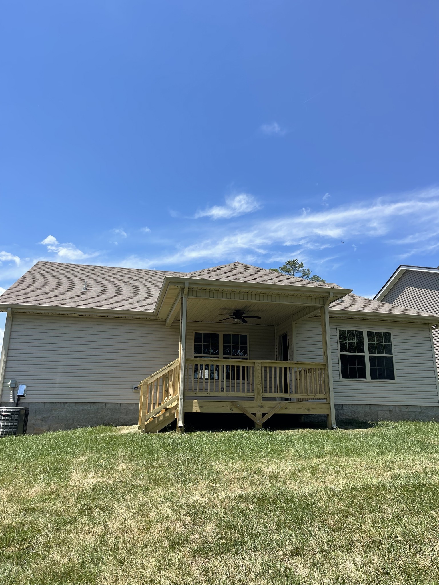 Clarksville, Tennessee 37040, United States, 3 Bedrooms Bedrooms, ,2 BathroomsBathrooms,Residential,Active,235272