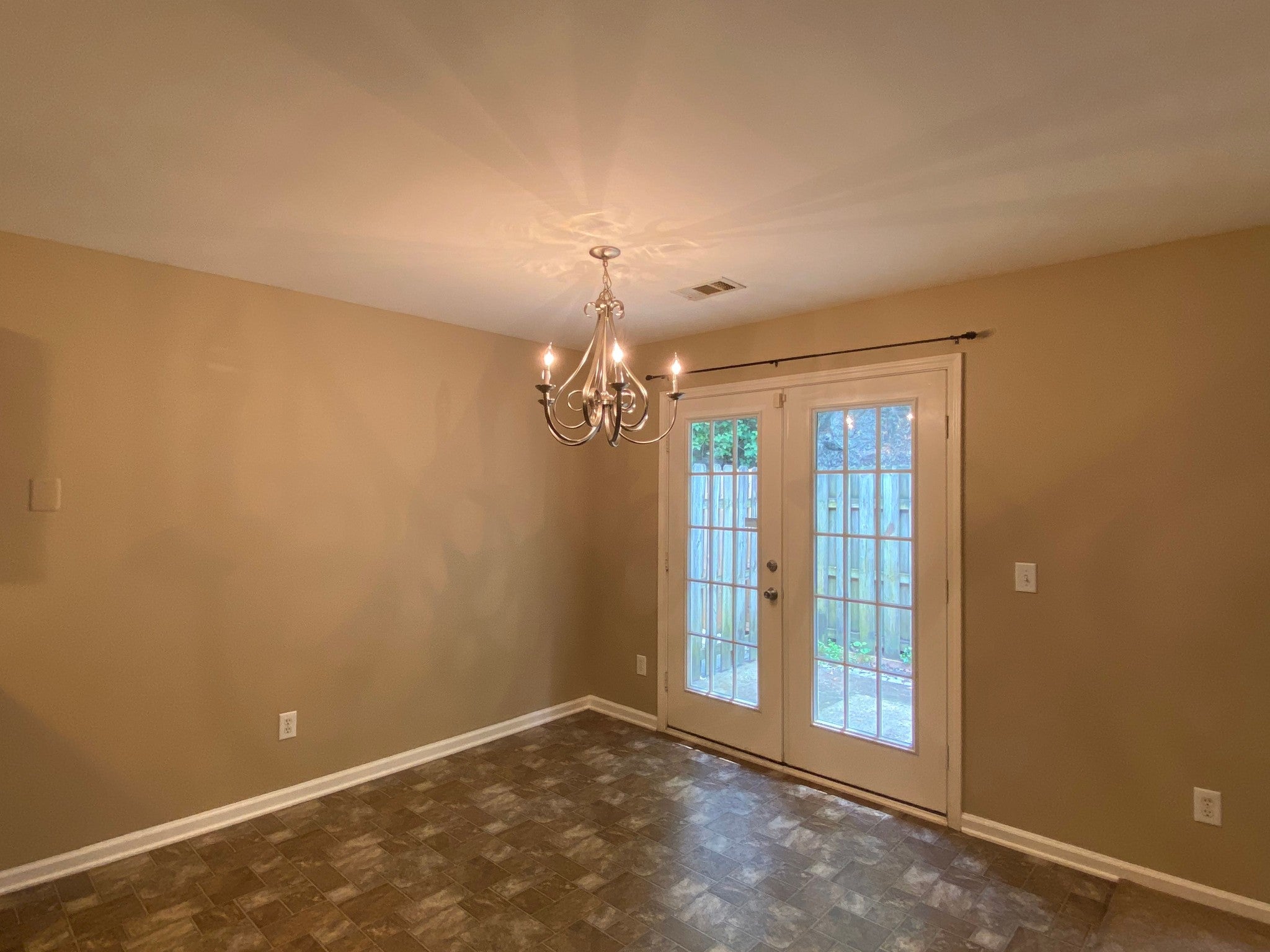 1143 Nashboro Blvd