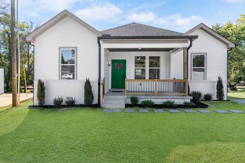 1055 11th St Old Hickory TN 37138