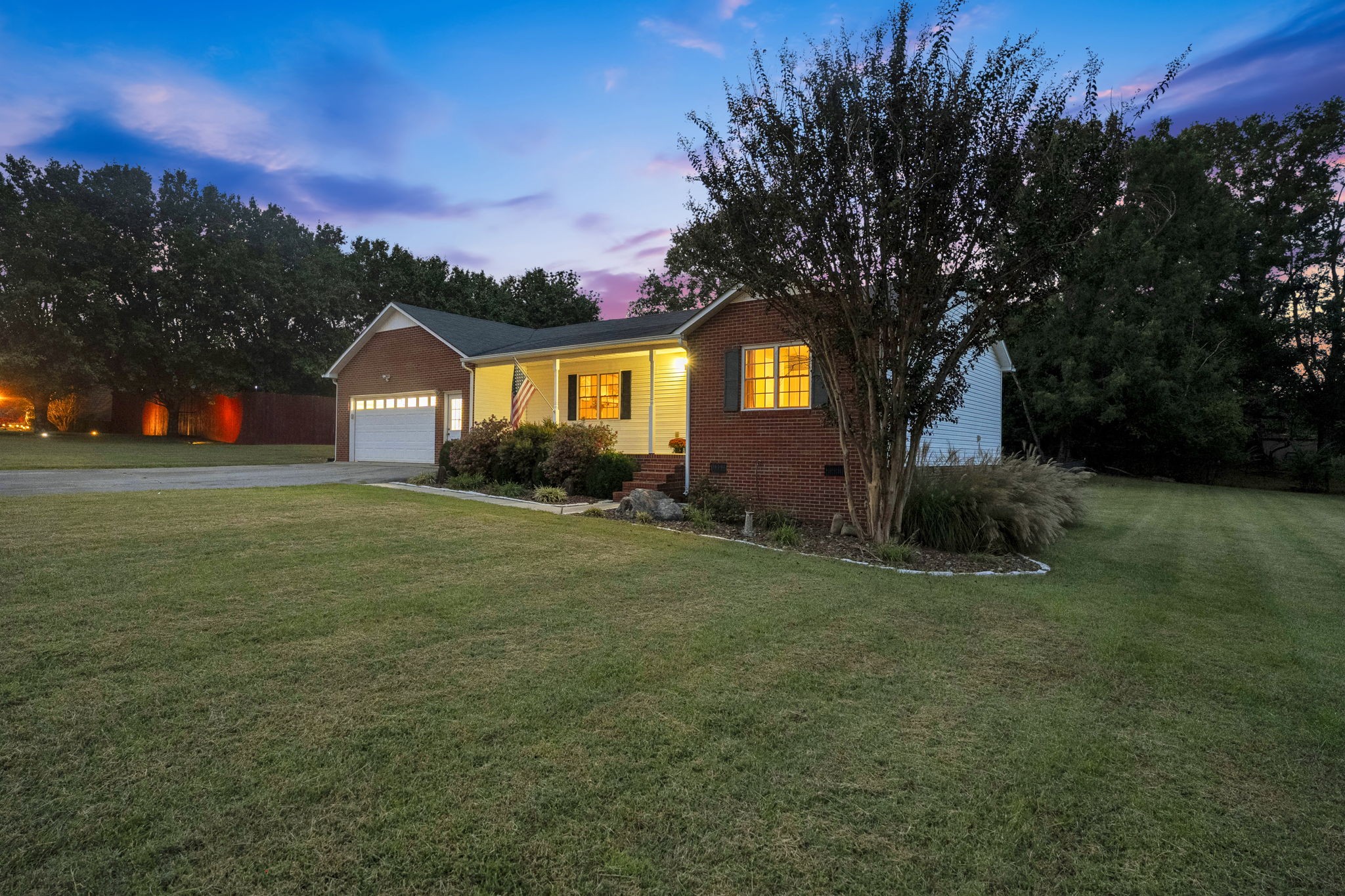 584 Fairview Cir