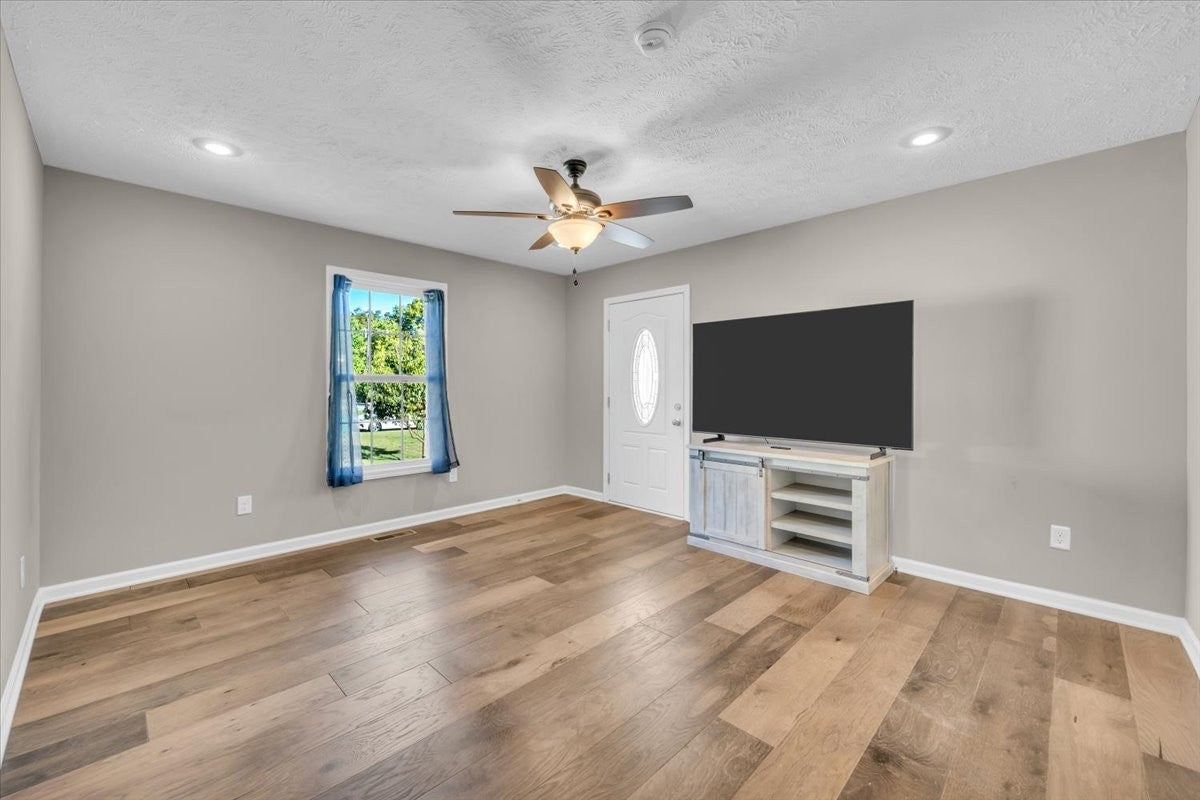 1306 Old Cowan Rd