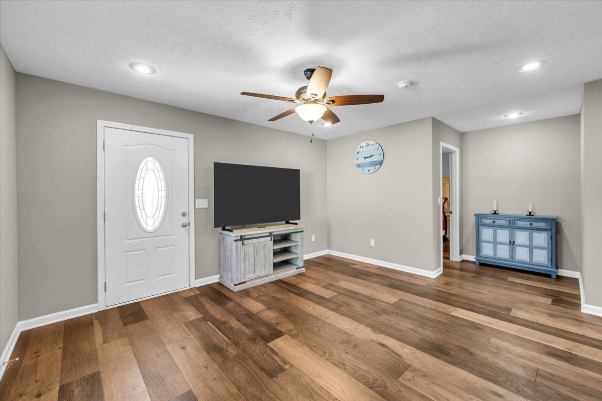 1306 Old Cowan Rd