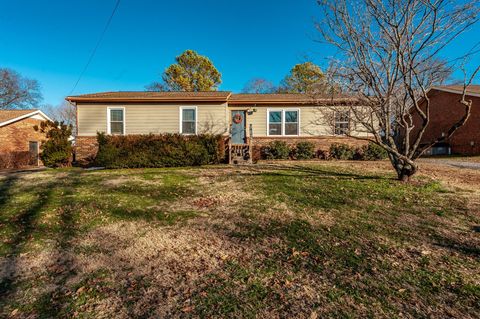 110 Hillwood Dr Hendersonville TN 37075