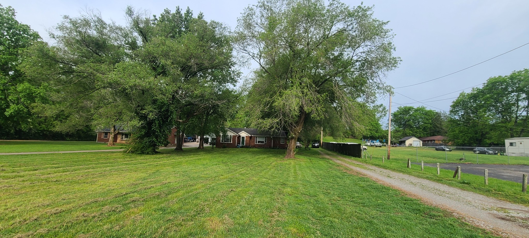 1088 Louisville Hwy