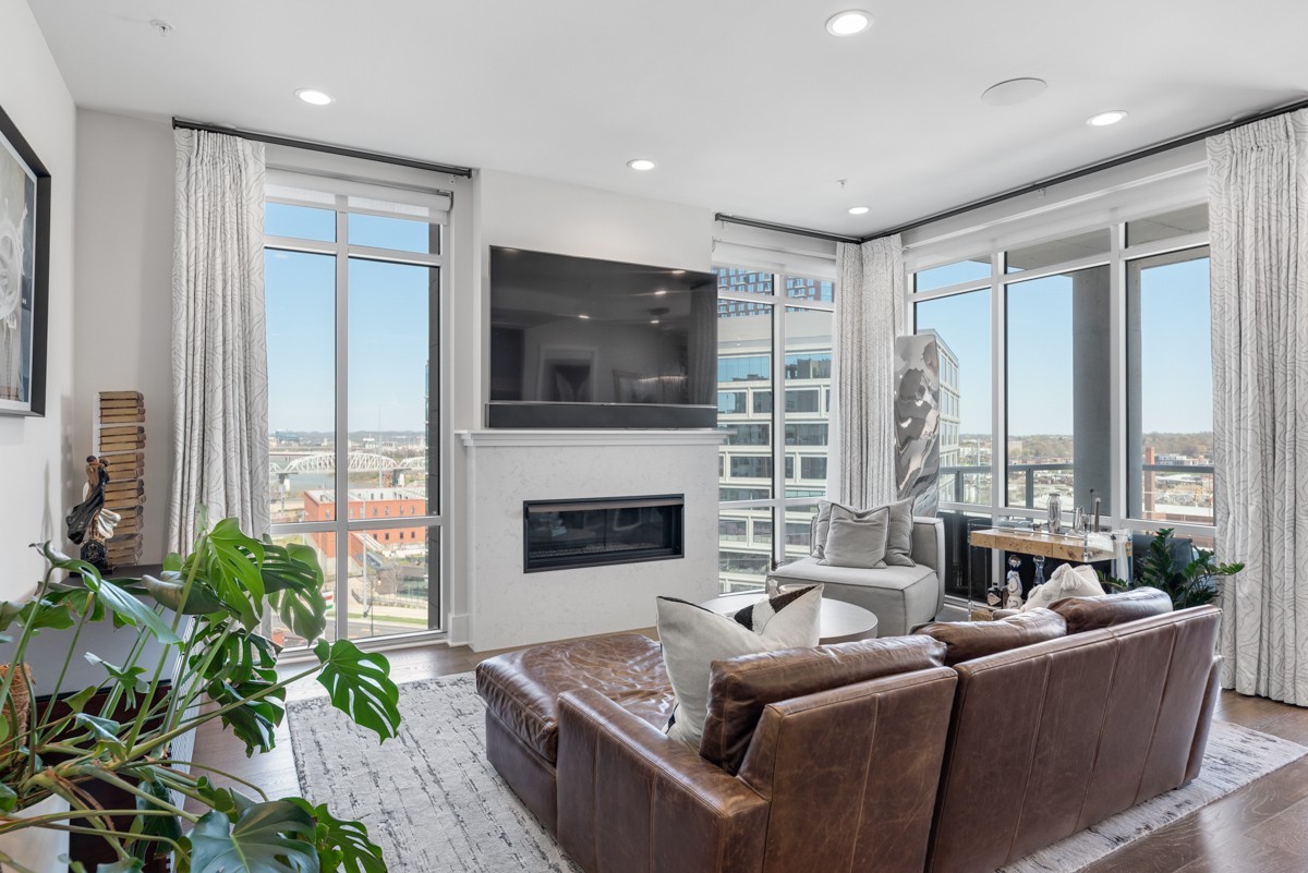 20 Rutledge St 407