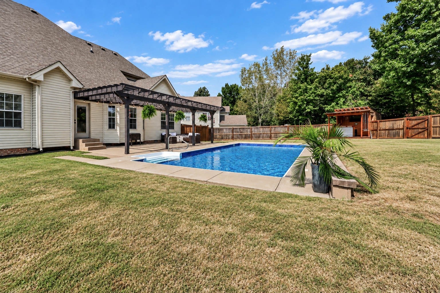 105 Ridgepoint Ct