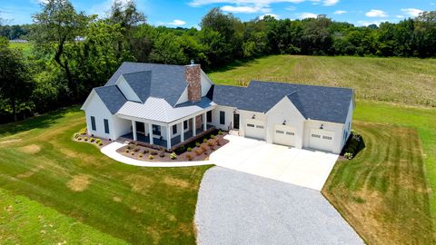 411 Bryan Rd Hillsboro TN 37342
