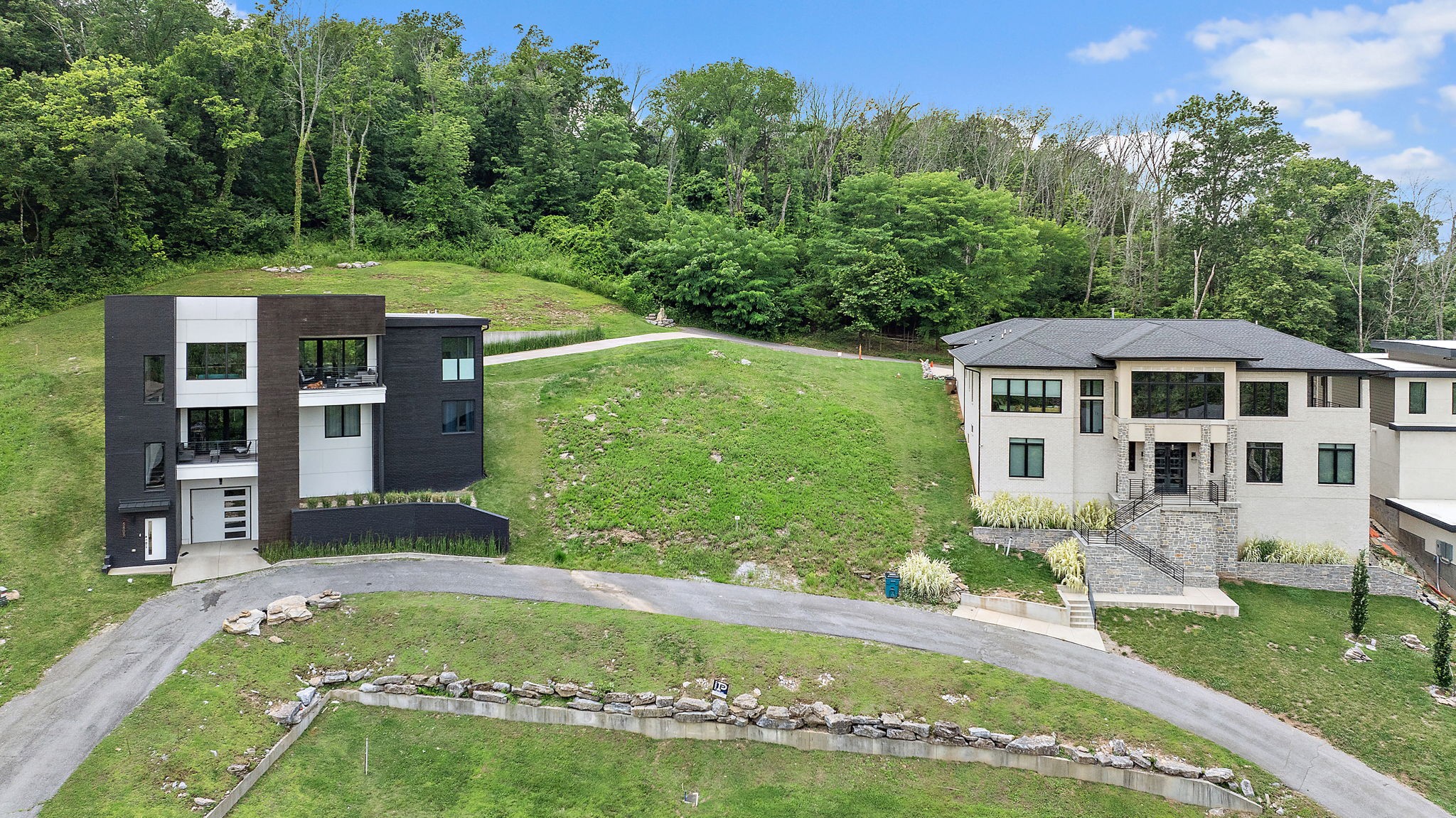 5809 Woodland Hills Dr