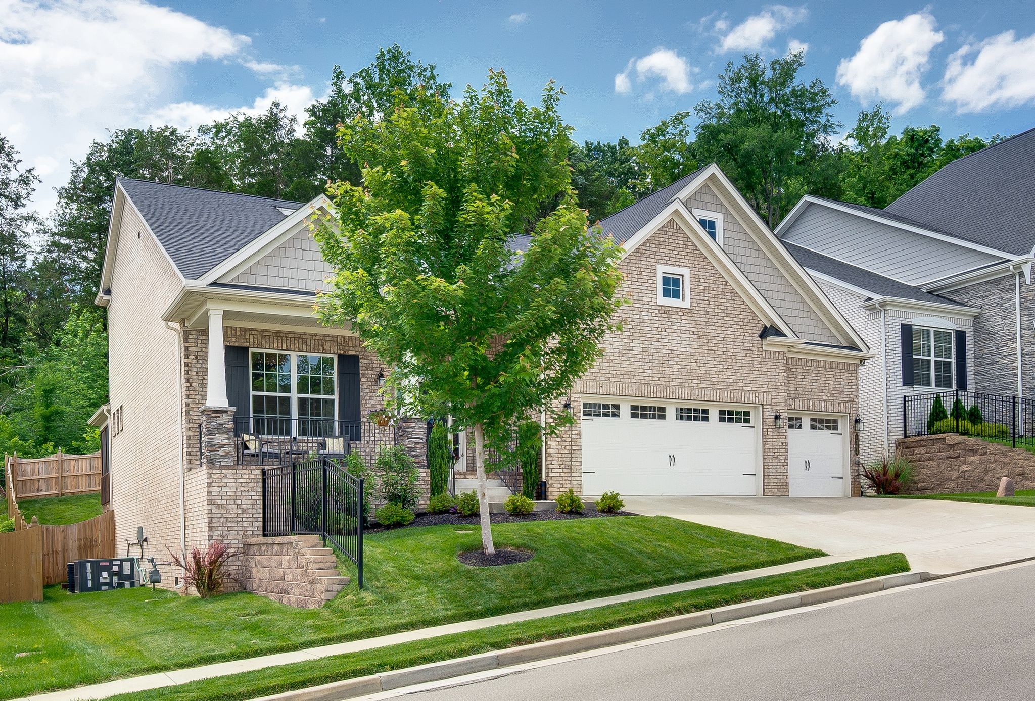 1364 Greenstone Ln