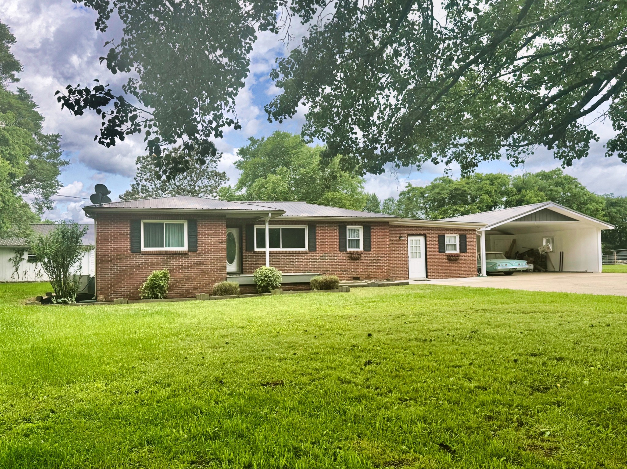 701 Morton Rd