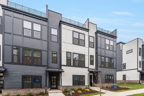 215 Harmony Aly Nashville TN 37207