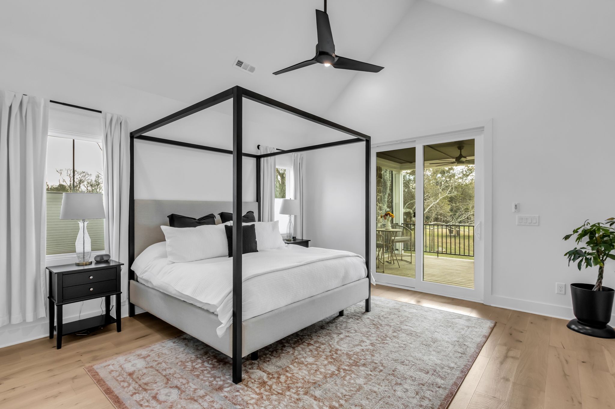 5786 Manchester Pike