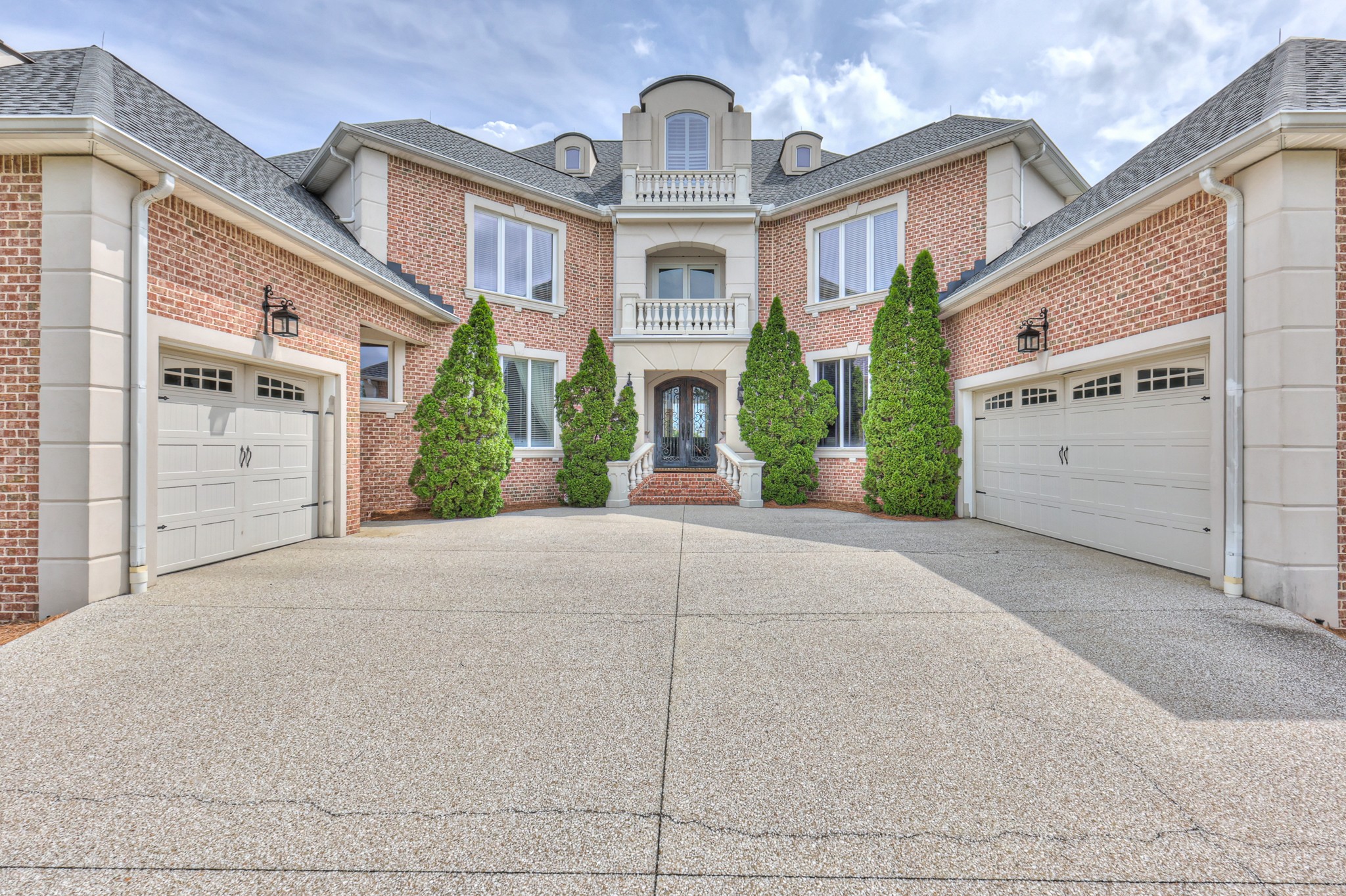 203 Vineyard Way