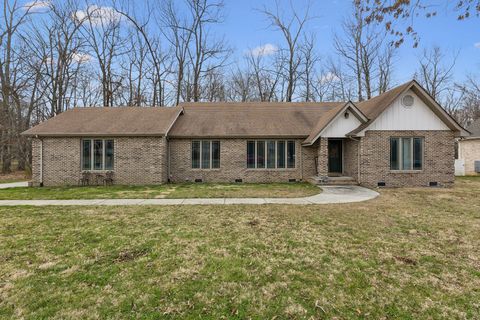 203 Woodson Dr Tullahoma TN 37388