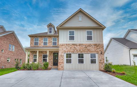 330 Triple Crown Cir Gallatin TN 37066