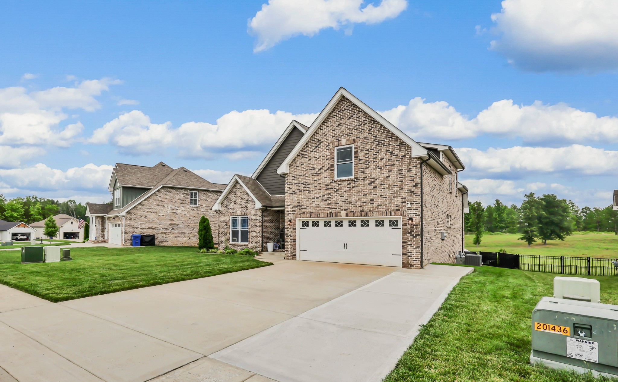 1573 Hereford Blvd