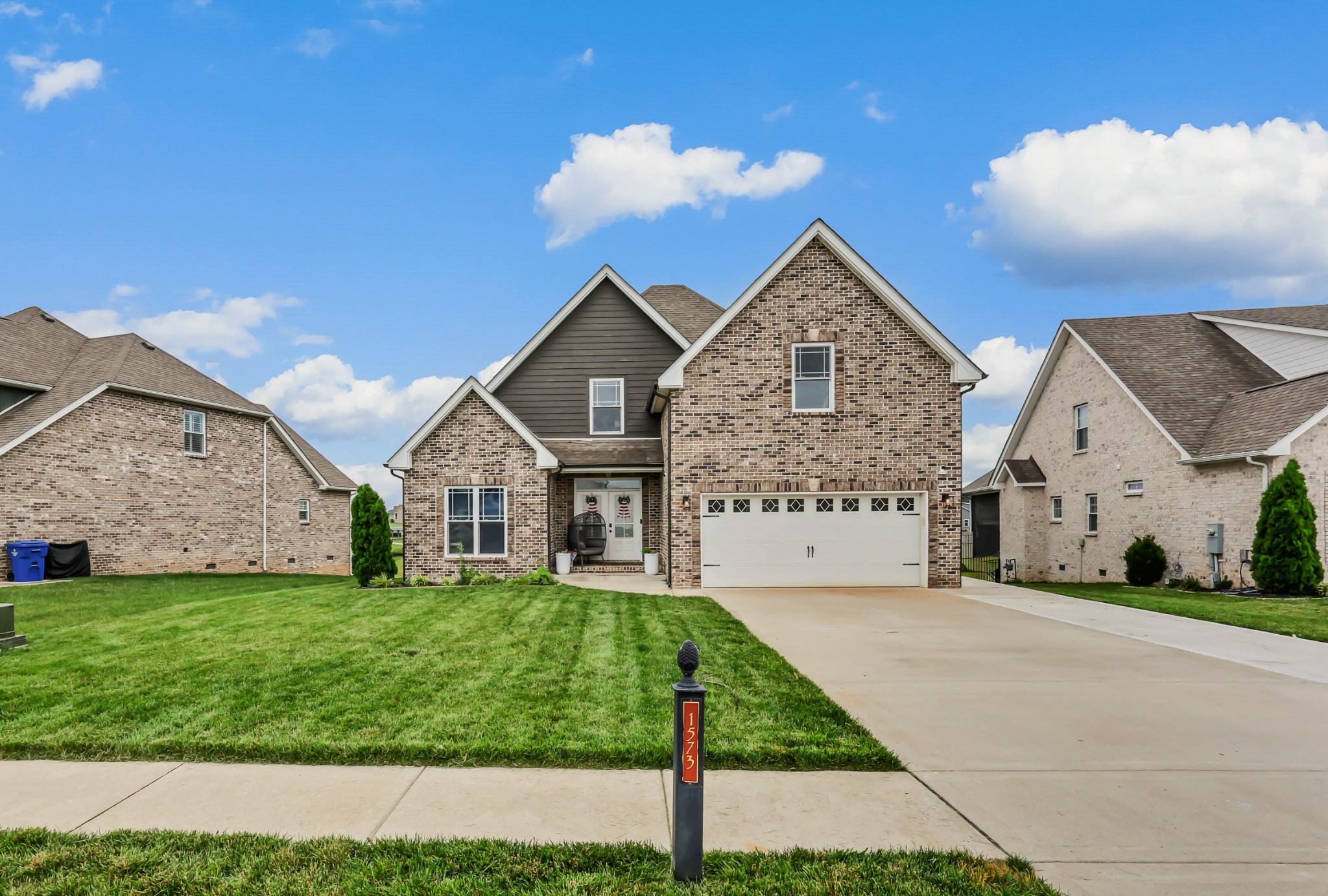 1573 Hereford Blvd