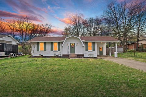 114 Brookside Dr Hendersonville TN 37075
