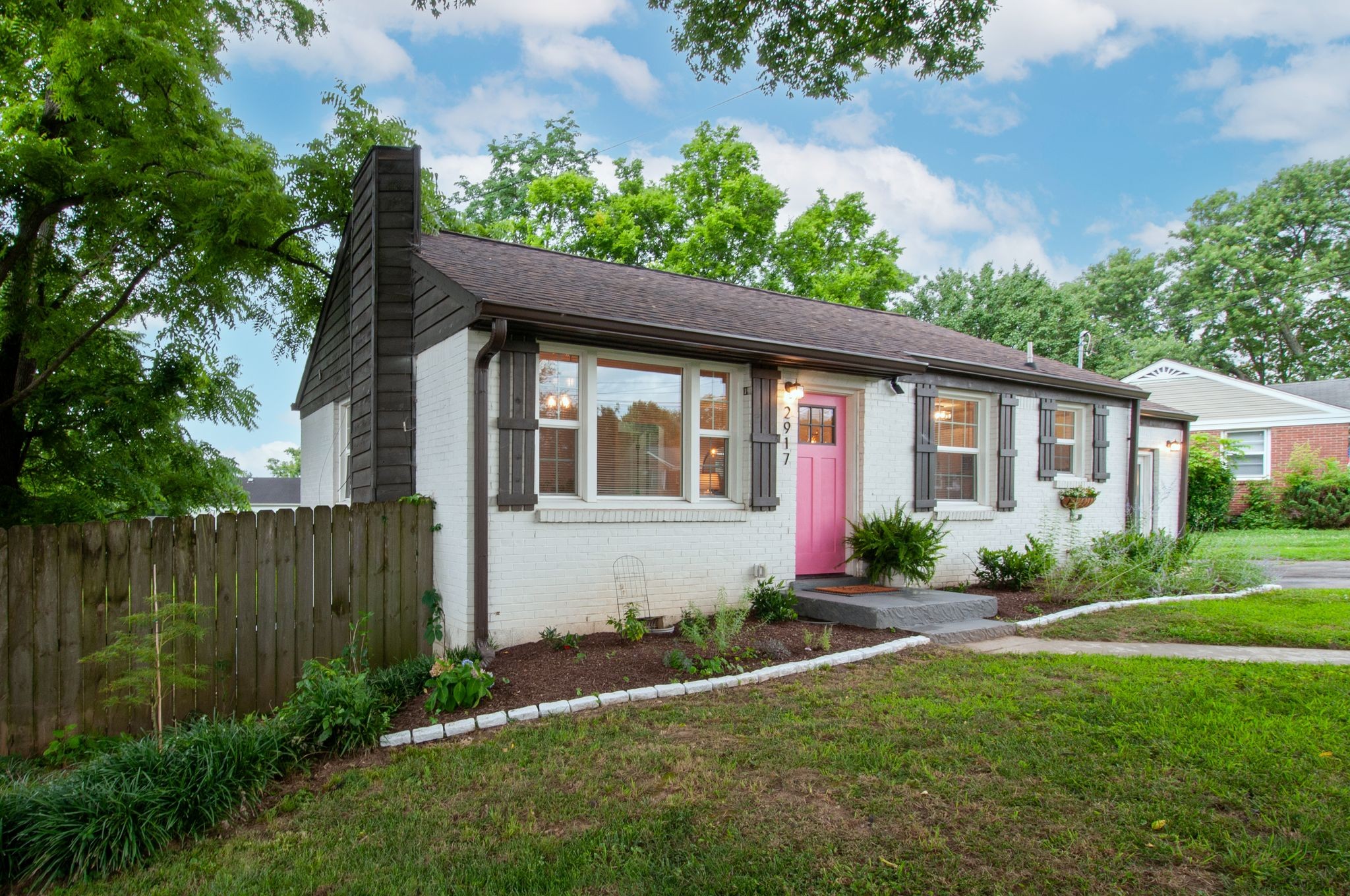 2917 Leatherwood Dr