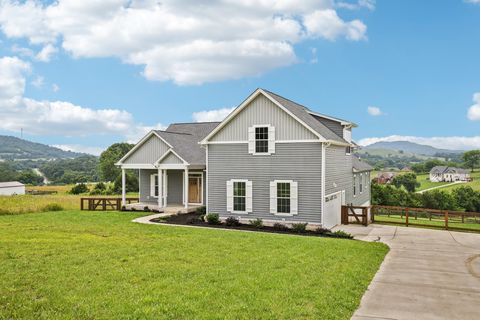 630 Bridle Path Ln Hartsville TN 37074