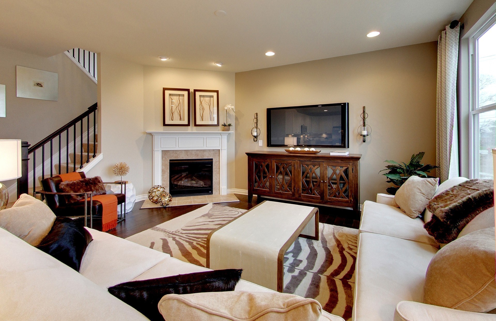 486 Carriage House Lane
