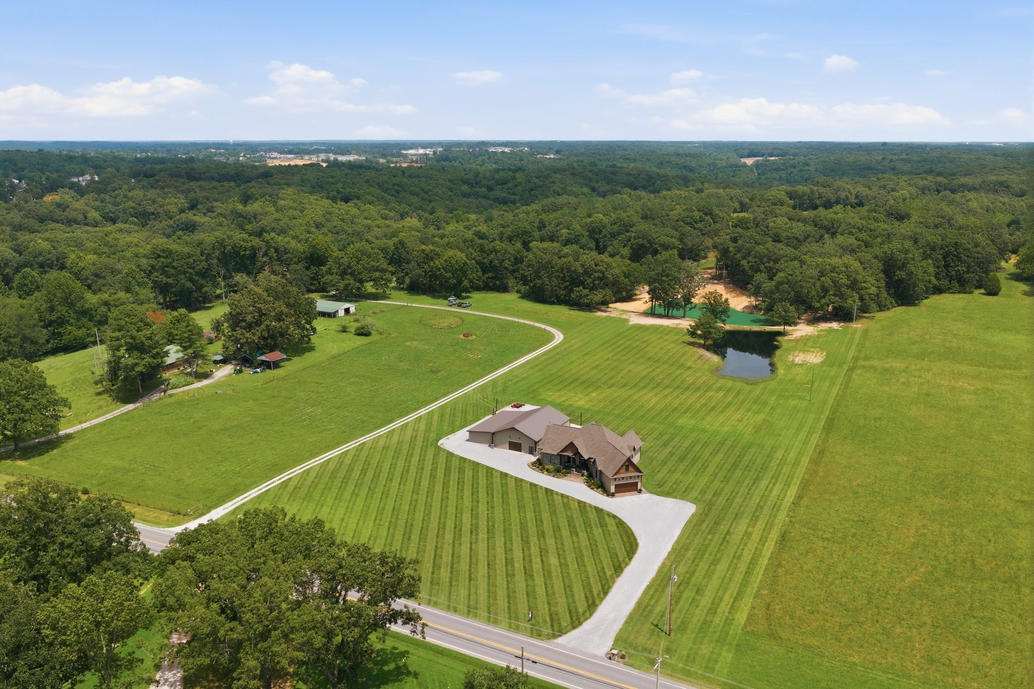 1261 Highway 48 S