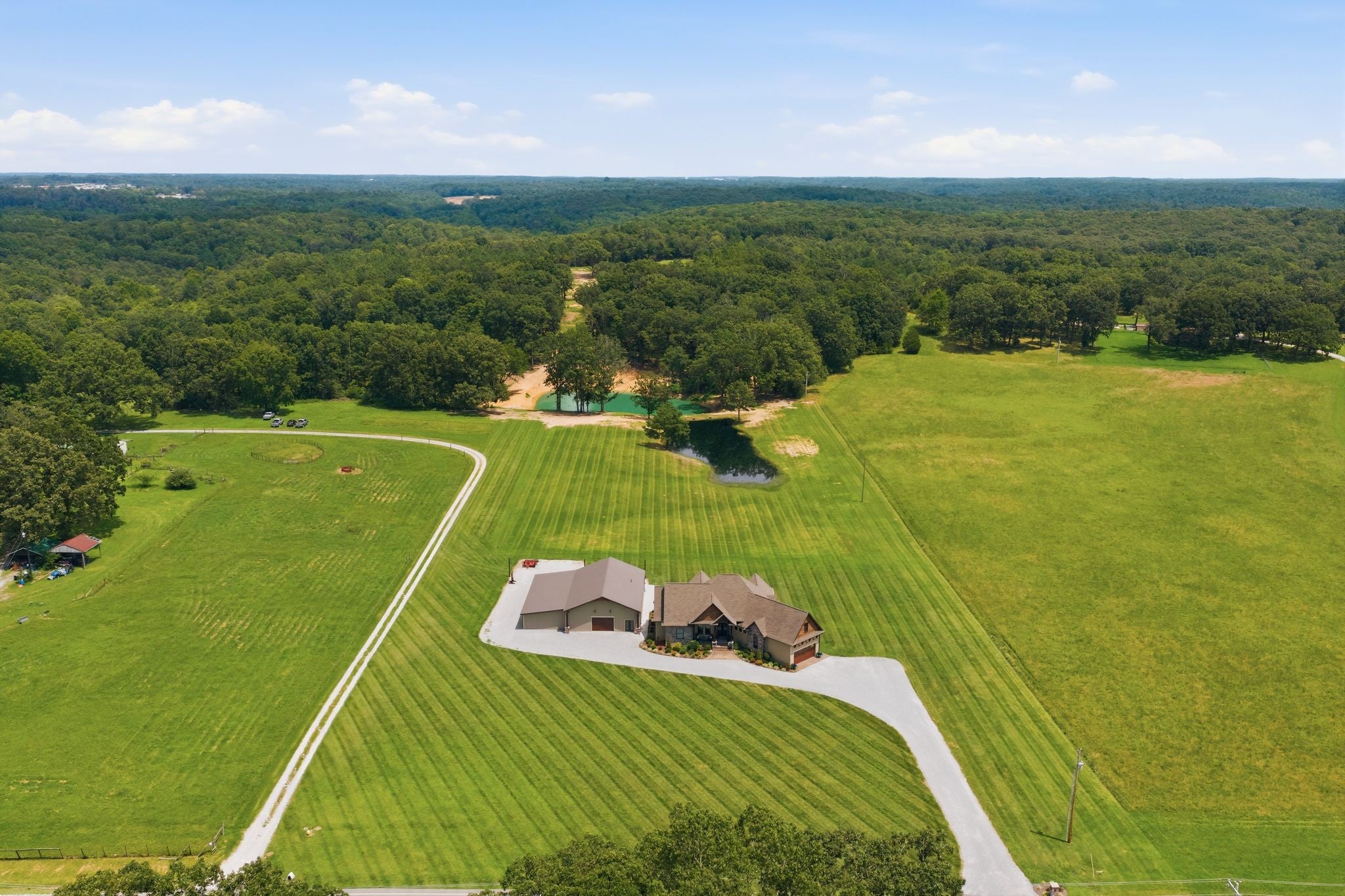 1261 Highway 48 S
