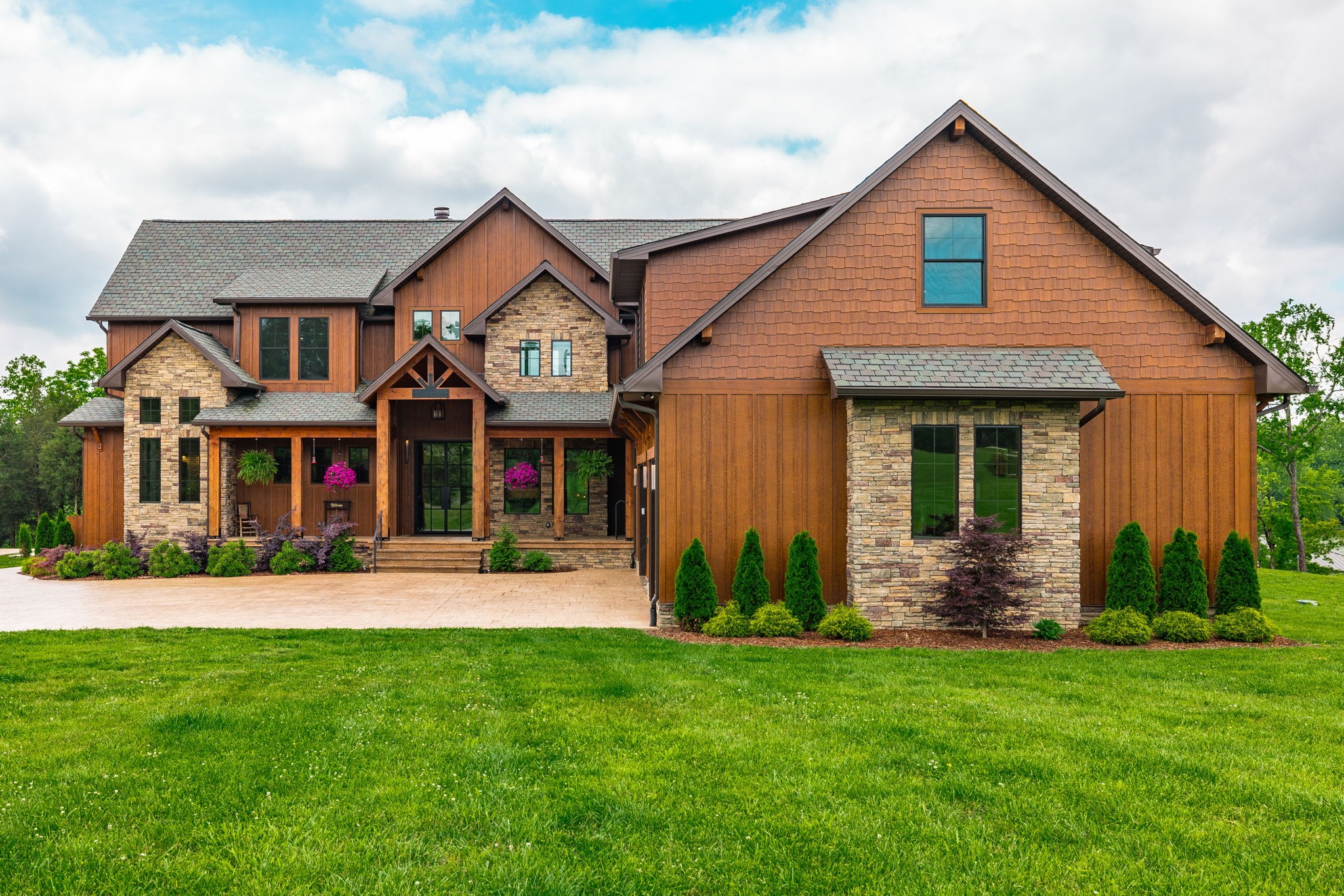 324 Lakeview Rd