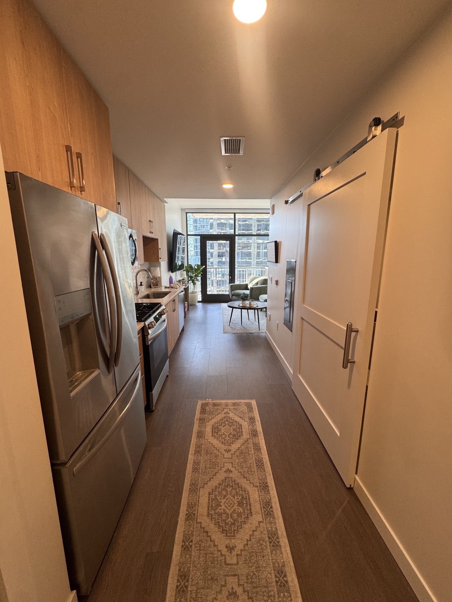 Search Listings 2 1212 Demonbreun St 1406