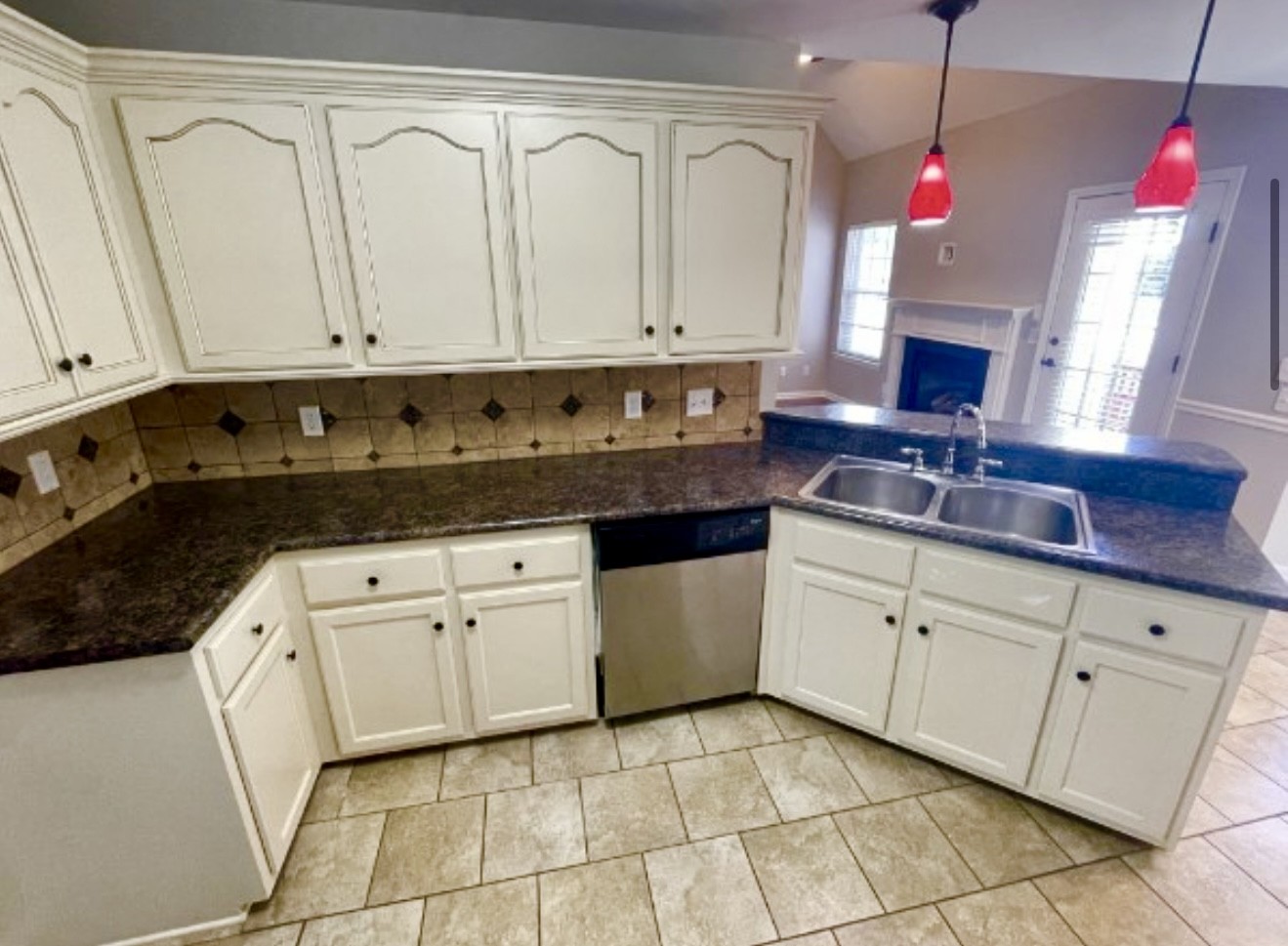 119 Devonshire Trl