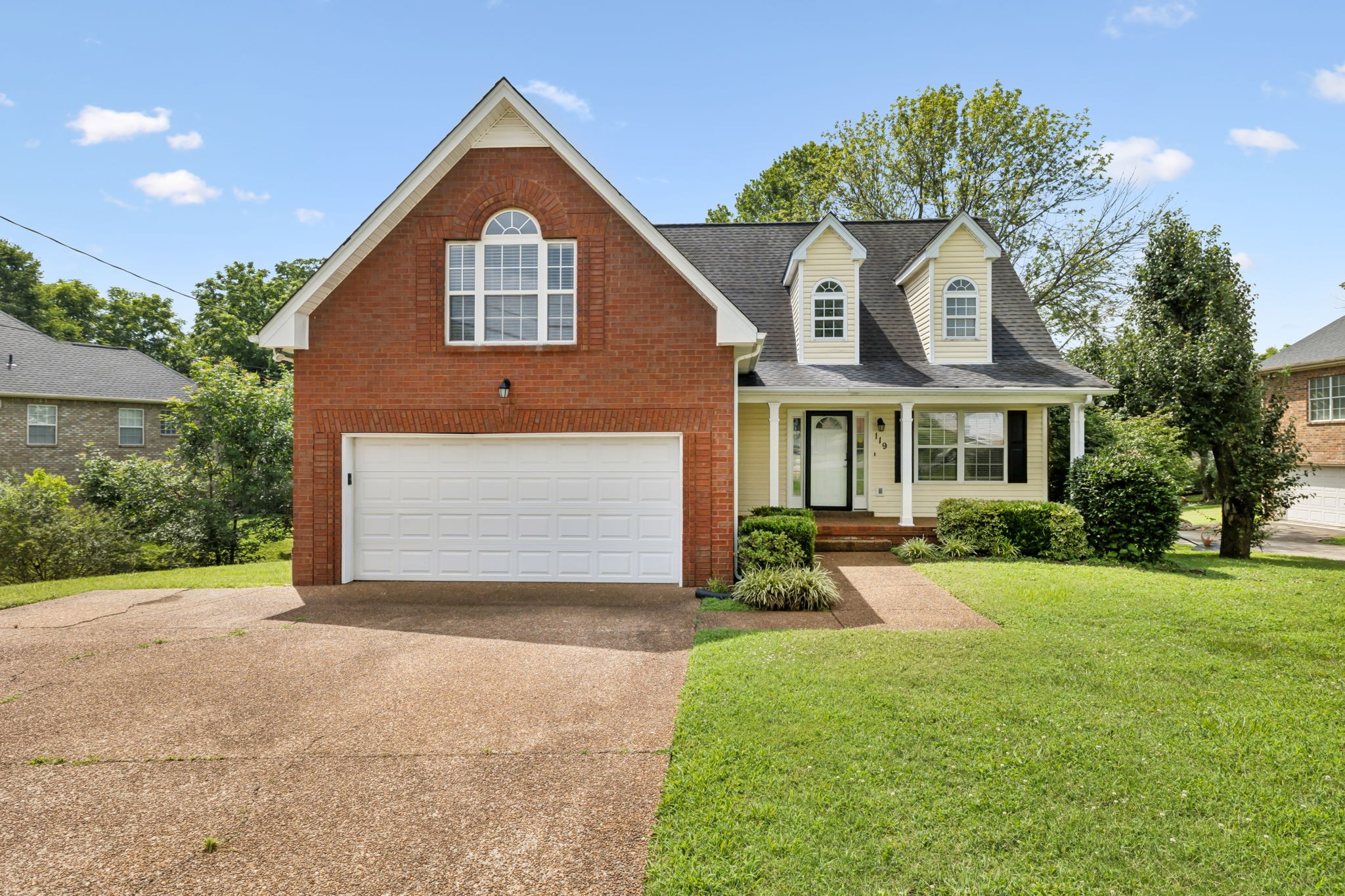 119 Devonshire Trl