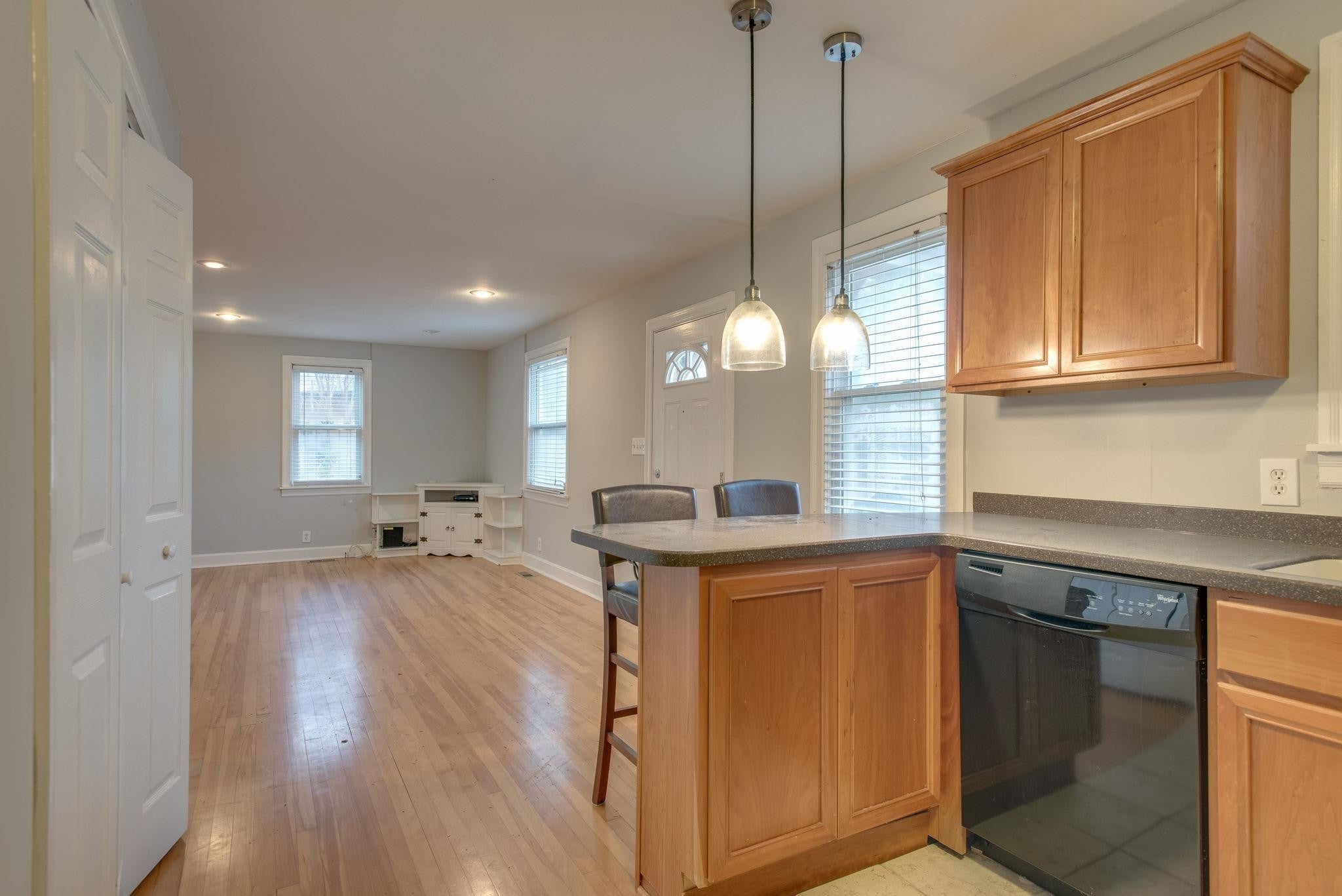 2.0-bed rental at 1812 Hillside Ave