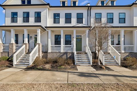 2059 Oakwood Ave Nashville TN 37207